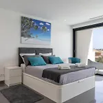 Βίλα Amendoeiras By Hellovacations