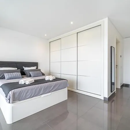 Villa Amendoeiras By Hellovacations Albufeira
