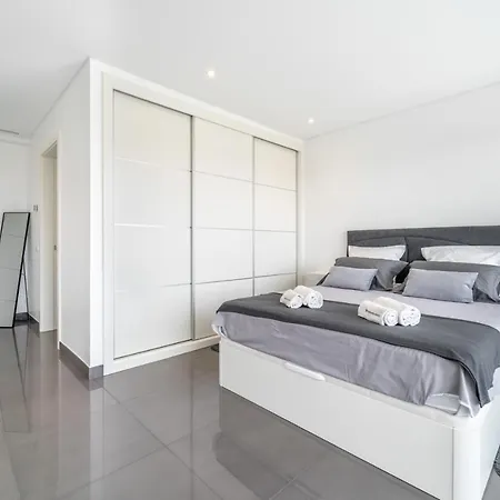 Villa Amendoeiras By Hellovacations Albufeira