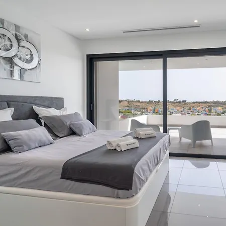 Amendoeiras By Hellovacations ヴィラ