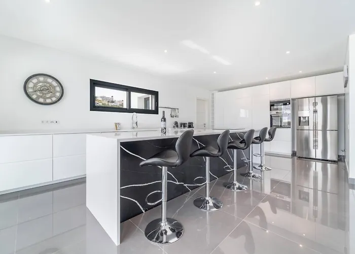 Vila Amendoeiras By Hellovacations Albufeira