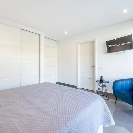 Вилла Amendoeiras By Hellovacations