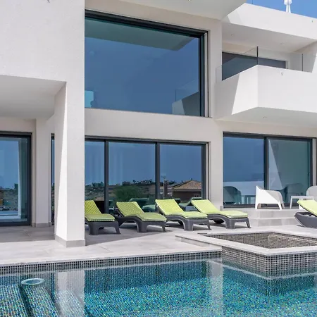 Amendoeiras By Hellovacations * Αλμπουφέιρα